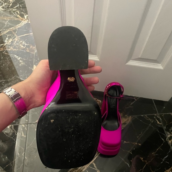 Versace Medusa Head Charm Satin Platform Pumps - Picture 4 of 14